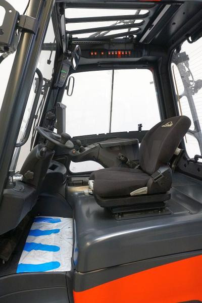 Linde E 30/600 HL 387 - Electric forklift: picture 3 Linde E 30/600 HL 387 - Electric forklift: picture 3