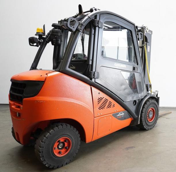 Linde H 30 D (3B) EVO 393-02 - Diesel forklift: picture 2 Linde H 30 D (3B) EVO 393-02 - Diesel forklift: picture 2