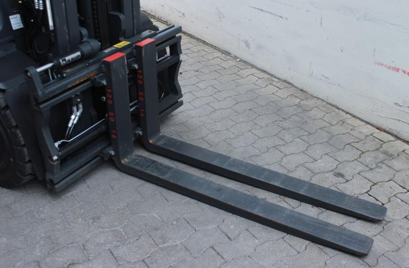Linde H 35 D 1202 - Diesel forklift: picture 5 Linde H 35 D 1202 - Diesel forklift: picture 5