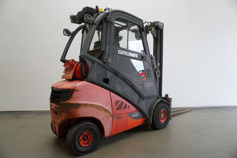 Linde H 35 T EVO 393-02 - LPG forklift: picture 2 Linde H 35 T EVO 393-02 - LPG forklift: picture 2