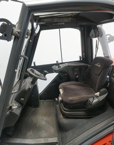 Linde H 35 T EVO 393-02 - LPG forklift: picture 3 Linde H 35 T EVO 393-02 - LPG forklift: picture 3