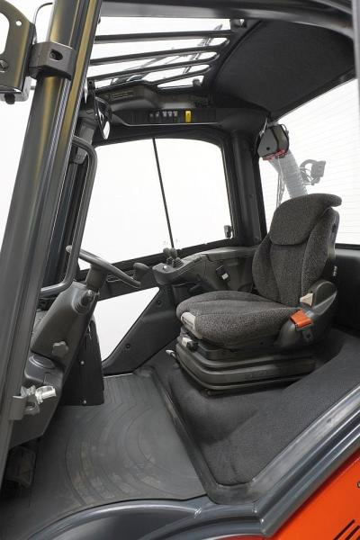 Linde H 40 D EVO 394-02 - Diesel forklift: picture 3 Linde H 40 D EVO 394-02 - Diesel forklift: picture 3