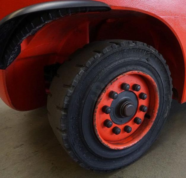 Linde H 45 D (3B) EVO 394-02 - Diesel forklift: picture 5 Linde H 45 D (3B) EVO 394-02 - Diesel forklift: picture 5