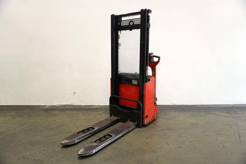Linde L 12 1172 - Stacker: picture 2 Linde L 12 1172 - Stacker: picture 2
