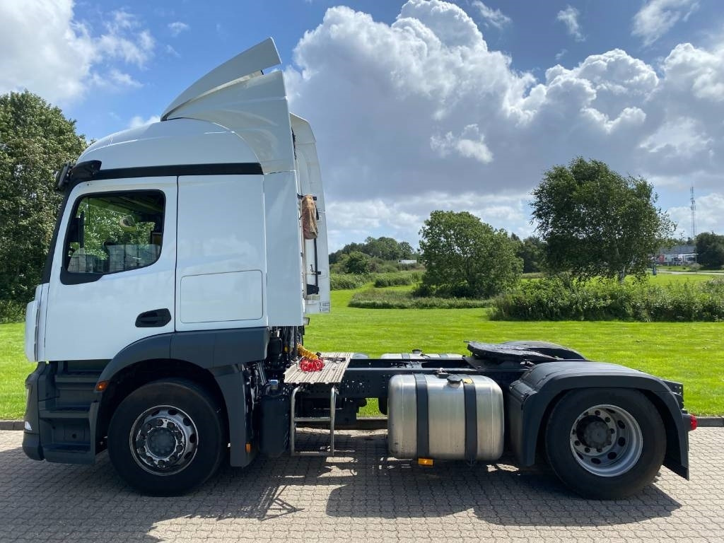 Mercedes-Benz Actros 1835 - Tractor unit: picture 5 Mercedes-Benz Actros 1835 - Tractor unit: picture 5
