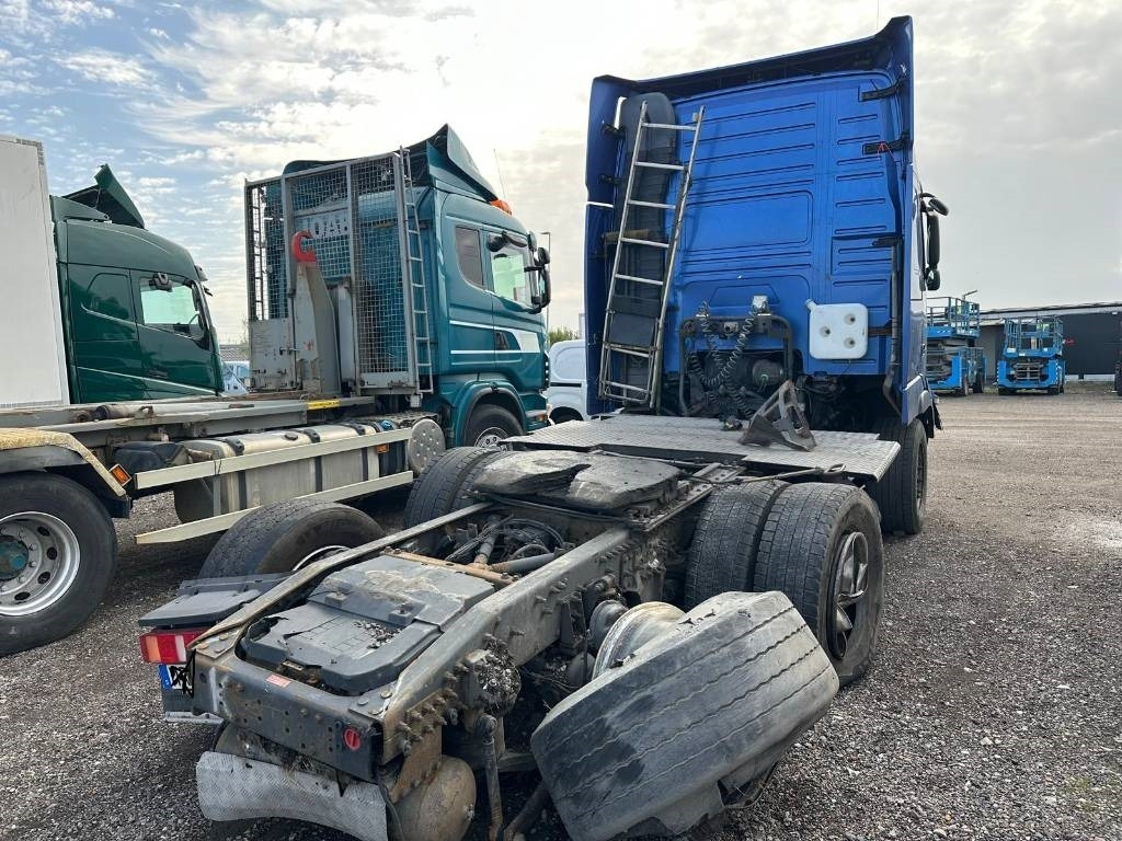 Volvo FH 6*2 Serie 1657 - Tractor unit: picture 4 Volvo FH 6*2 Serie 1657 - Tractor unit: picture 4