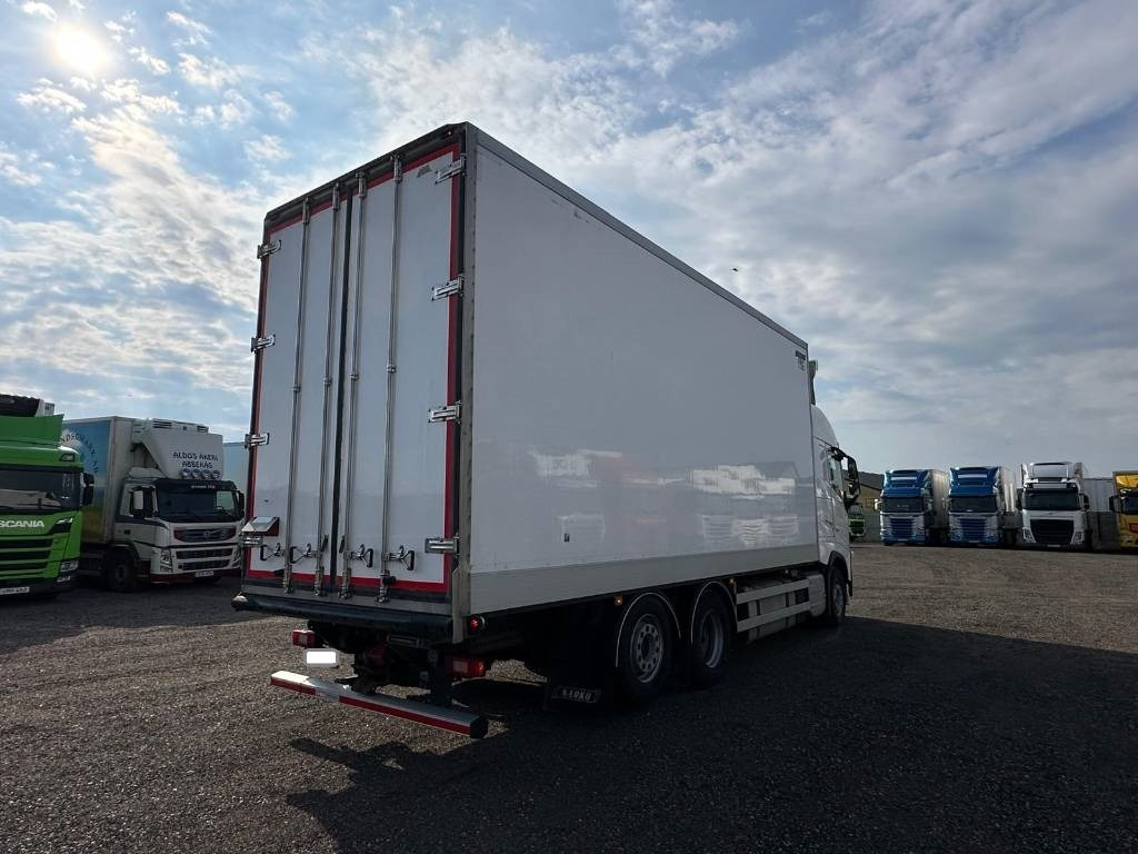 Volvo FH 500 serie 7763 - Refrigerator truck: picture 2 Volvo FH 500 serie 7763 - Refrigerator truck: picture 2
