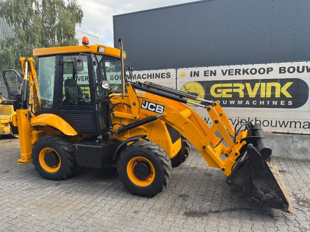JCB 2 CX - Backhoe loader: picture 3 JCB 2 CX - Backhoe loader: picture 3