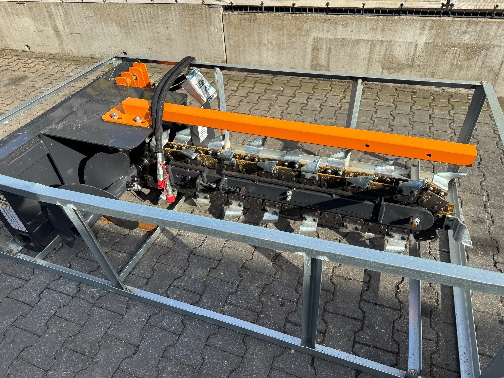 Wolverine TRC 12 -48 H  - Trencher: picture 1 Wolverine TRC 12 -48 H  - Trencher: picture 1