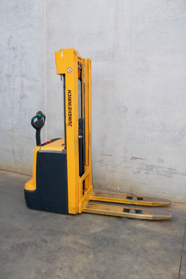 Jungheinrich EJC 212 470 DZ - Stacker: picture 4 Jungheinrich EJC 212 470 DZ - Stacker: picture 4
