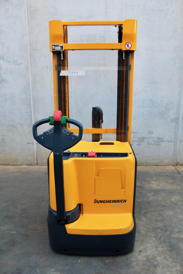 Jungheinrich EJC 212 470 DZ - Stacker: picture 5 Jungheinrich EJC 212 470 DZ - Stacker: picture 5