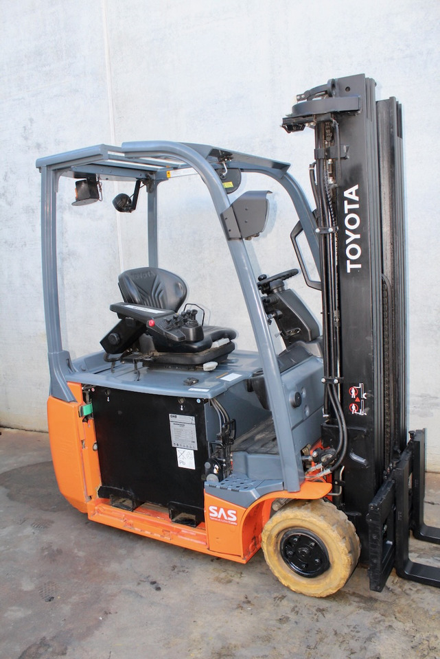 Toyota 8FBE16T - Electric forklift: picture 1 Toyota 8FBE16T - Electric forklift: picture 1