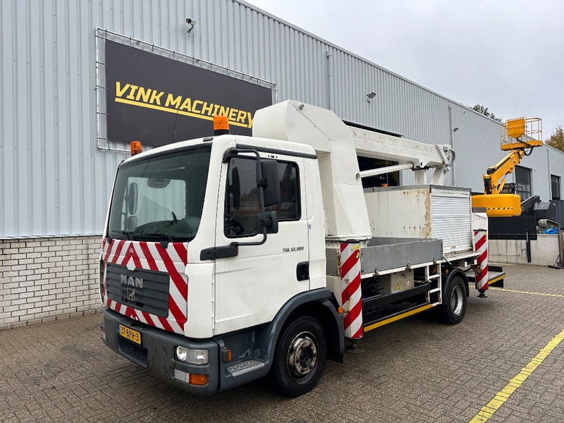 BISON Palfinger TKA 17 - Truck mounted aerial platform: picture 2 BISON Palfinger TKA 17 - Truck mounted aerial platform: picture 2