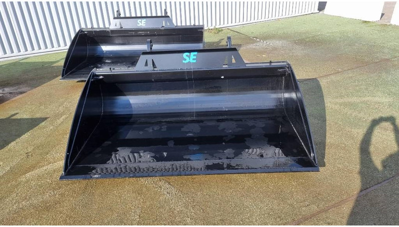 SE Equipment / Planeringsskopa / 2200 / 2400/ 2500 - Bucket for Construction machinery: picture 5 SE Equipment / Planeringsskopa / 2200 / 2400/ 2500 - Bucket for Construction machinery: picture 5