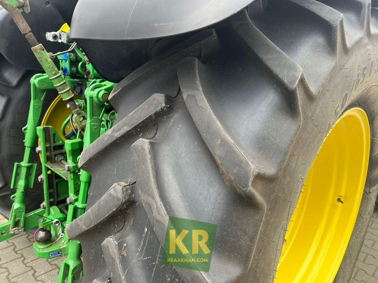 Farm tractor 6155M John Deere: picture 6