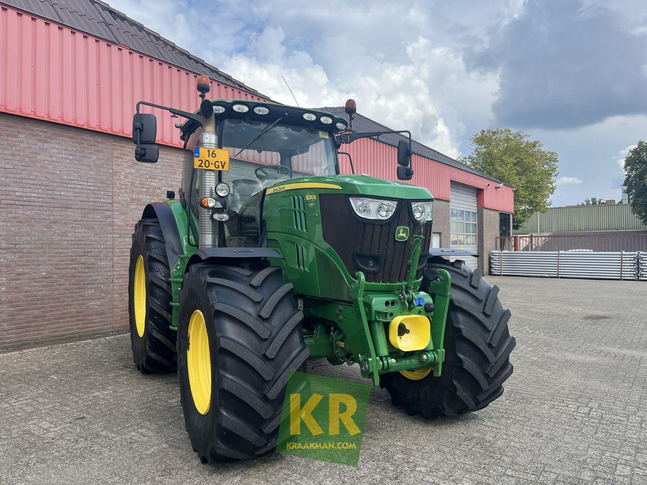 6210R John Deere - Farm tractor: picture 2 6210R John Deere - Farm tractor: picture 2