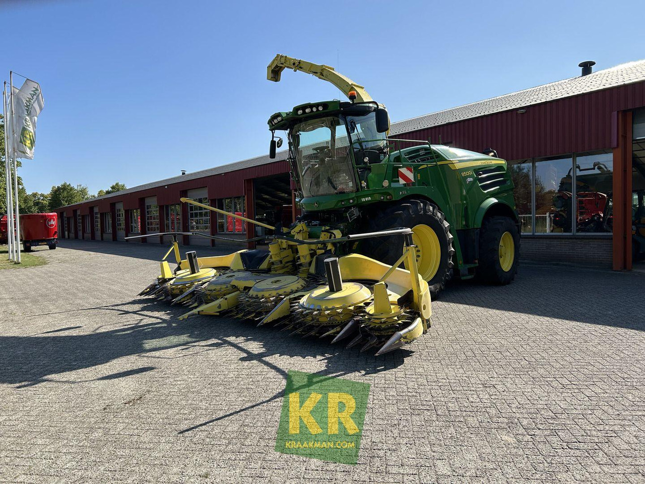 8500 John Deere - Forage harvester: picture 1 8500 John Deere - Forage harvester: picture 1
