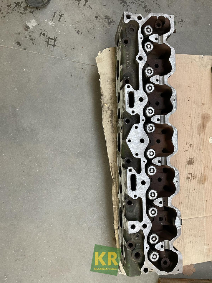 Cilinderkop John Deere - Cylinder head for Agricultural machinery: picture 3 Cilinderkop John Deere - Cylinder head for Agricultural machinery: picture 3