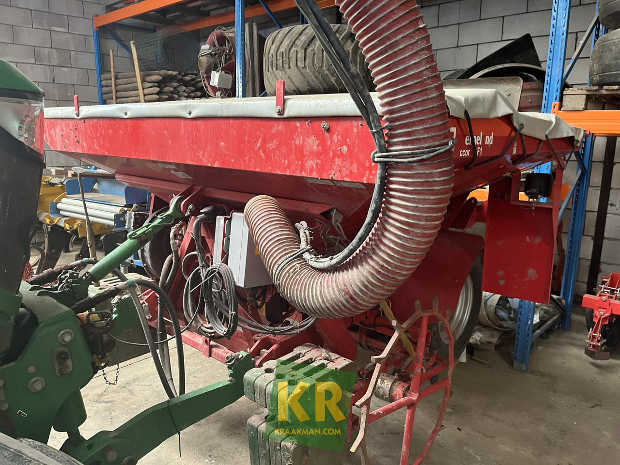DF 1 Kverneland - Fertilizer spreader: picture 2 DF 1 Kverneland - Fertilizer spreader: picture 2