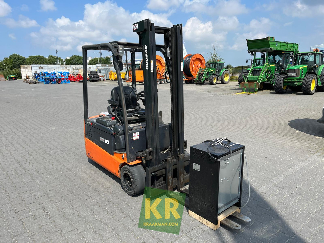 Doosan B18T - Truck mounted forklift: picture 3 Doosan B18T - Truck mounted forklift: picture 3