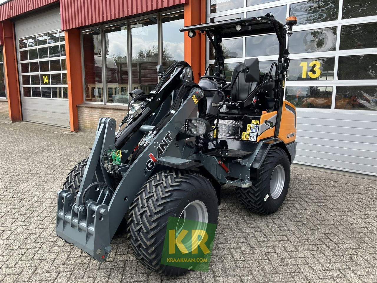 G2700 HD Giant - Compact loader: picture 1 G2700 HD Giant - Compact loader: picture 1