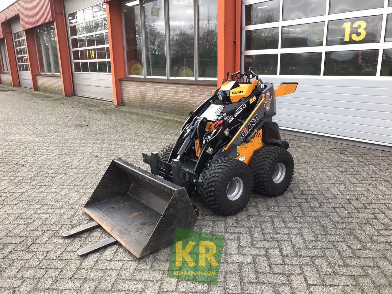 Giant SK252D - Compact loader: picture 1 Giant SK252D - Compact loader: picture 1