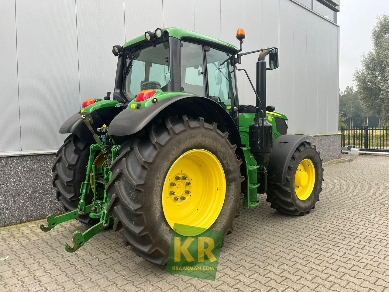 John Deere 6155M - Farm tractor: picture 3 John Deere 6155M - Farm tractor: picture 3