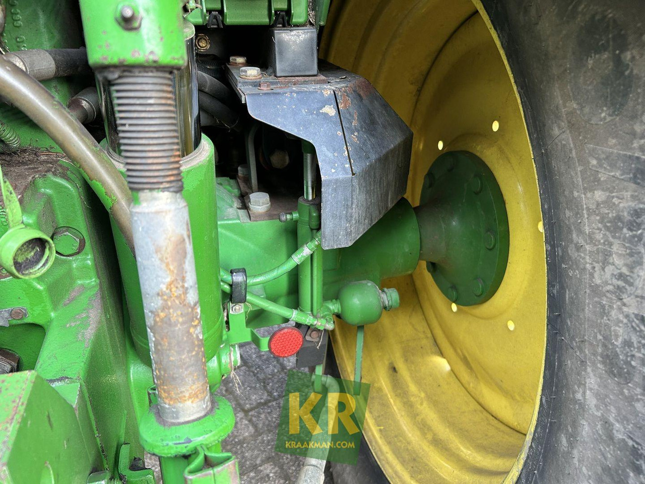 John Deere 6630 PREMIUM - Farm tractor: picture 2 John Deere 6630 PREMIUM - Farm tractor: picture 2