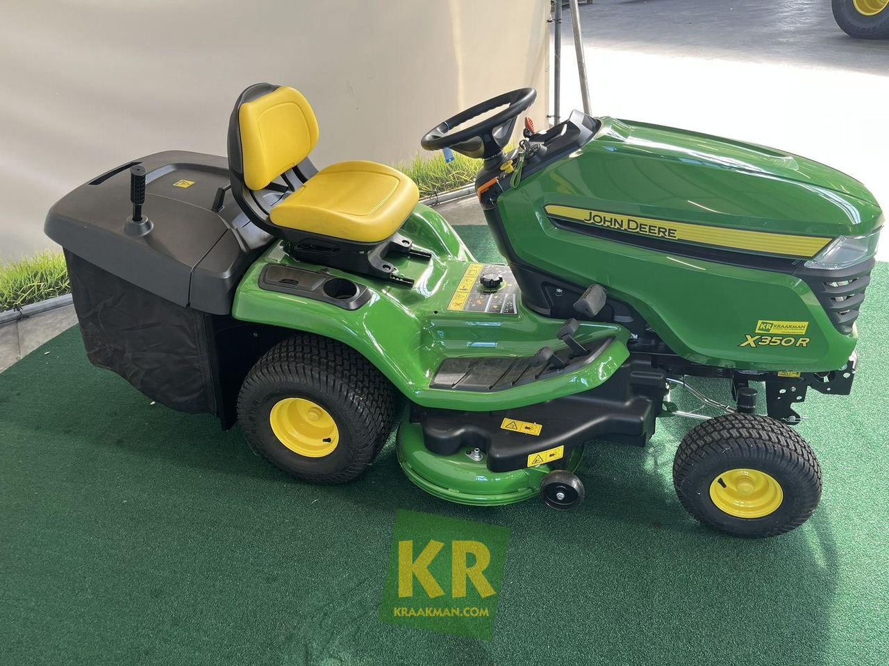 John Deere X350R  - Garden mower: picture 3 John Deere X350R  - Garden mower: picture 3