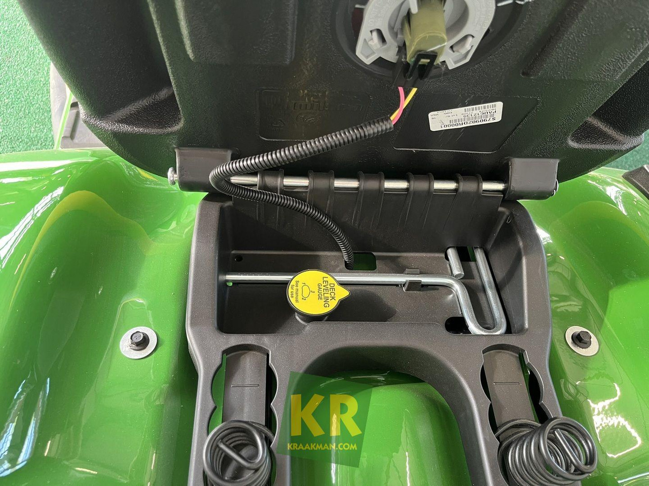 John Deere X350R  - Garden mower: picture 5 John Deere X350R  - Garden mower: picture 5
