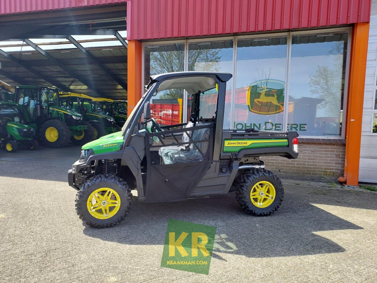 John Deere XUV835M - Side-by-side/ ATV: picture 2 John Deere XUV835M - Side-by-side/ ATV: picture 2