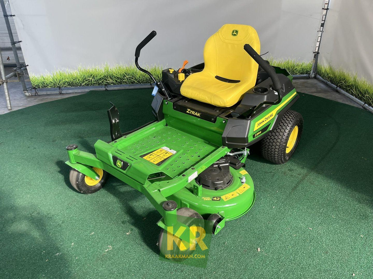 John Deere Z315E Zeroturn maaier  - Garden mower: picture 2 John Deere Z315E Zeroturn maaier  - Garden mower: picture 2