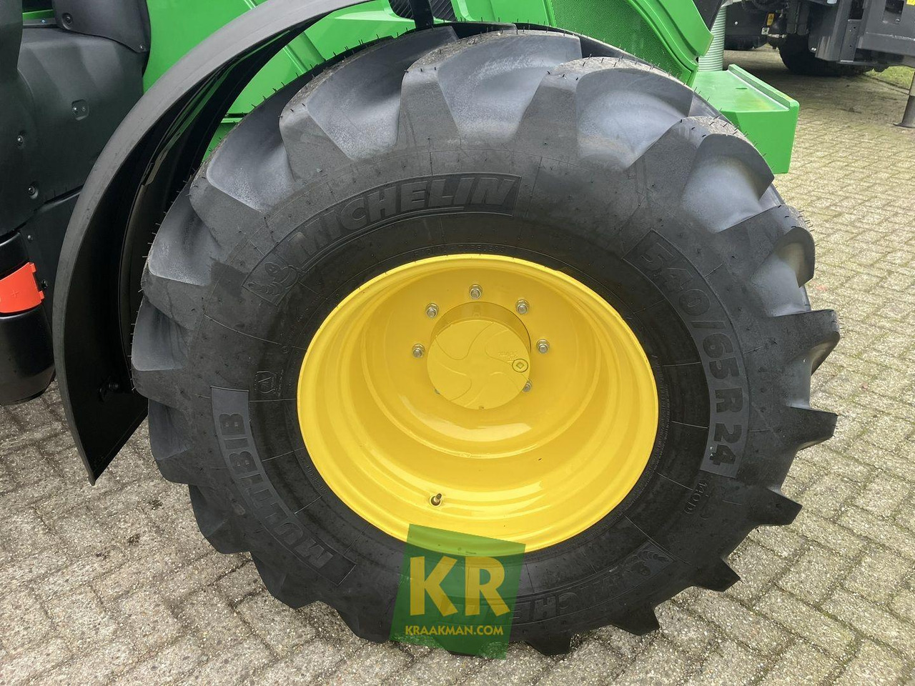 Michelin Multibib 540/65R24  - Wheel and tire package for Agricultural machinery: picture 1 Michelin Multibib 540/65R24  - Wheel and tire package for Agricultural machinery: picture 1