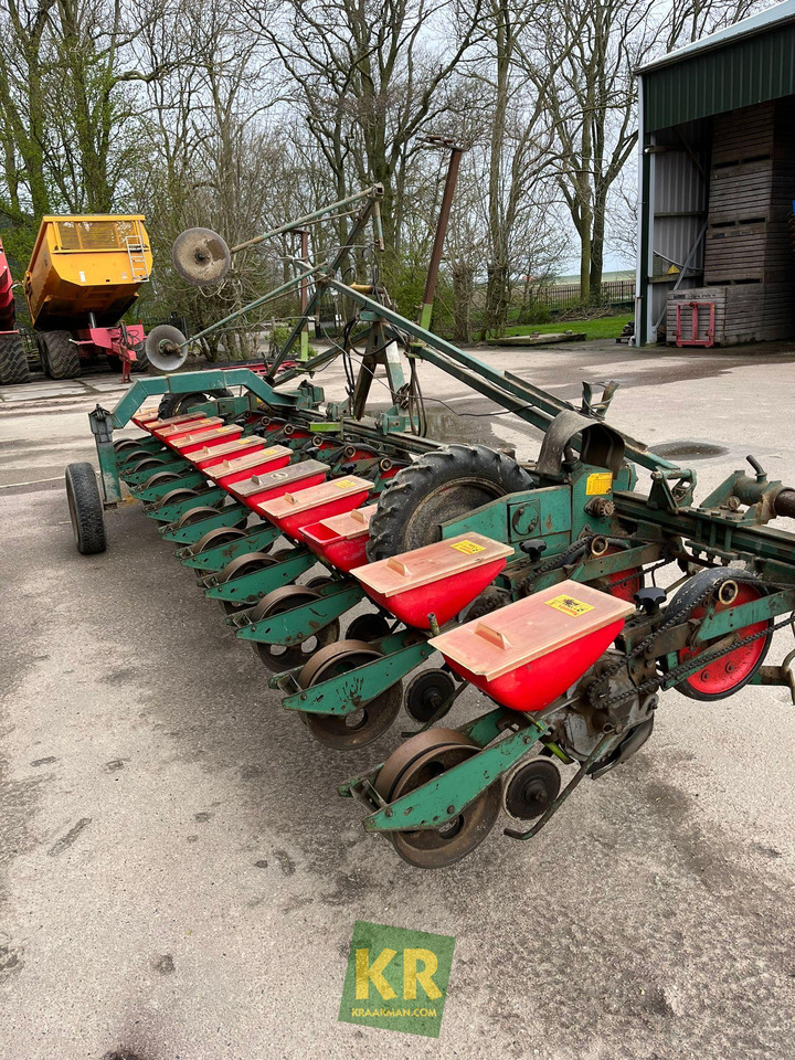 Monosem MONOZENTRA - Precision sowing machine: picture 1 Monosem MONOZENTRA - Precision sowing machine: picture 1
