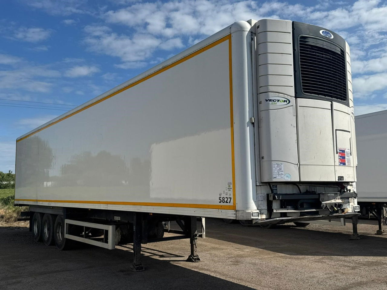 Gray and Adams 2015 Vector 1550 - Refrigerator semi-trailer: picture 1 Gray and Adams 2015 Vector 1550 - Refrigerator semi-trailer: picture 1