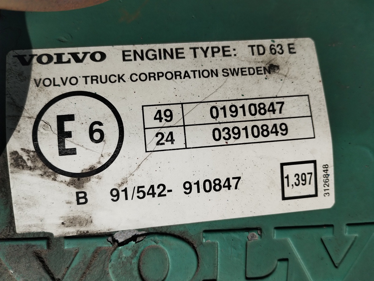 SILNIK CZĘŚCI ENGINE PARTS WAŁ KORBOWY WAŁEK ROZRZADU POMPA WTRYSKOWA VOLVO FL TD 63 E - Engine and parts: picture 4 SILNIK CZĘŚCI ENGINE PARTS WAŁ KORBOWY WAŁEK ROZRZADU POMPA WTRYSKOWA VOLVO FL TD 63 E - Engine and parts: picture 4
