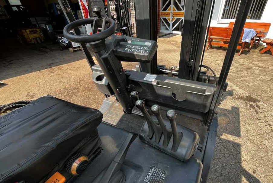 Electric forklift Still R60-40: picture 8