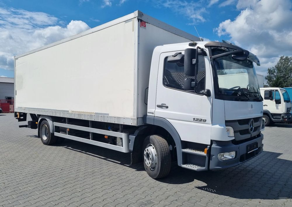 Mercedes-Benz Atego 1224 - Refrigerator truck: picture 2 Mercedes-Benz Atego 1224 - Refrigerator truck: picture 2