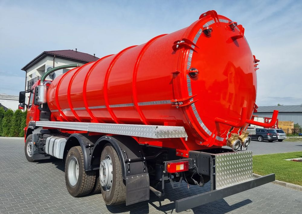 Volvo FM 410 - Garbage truck: picture 4 Volvo FM 410 - Garbage truck: picture 4