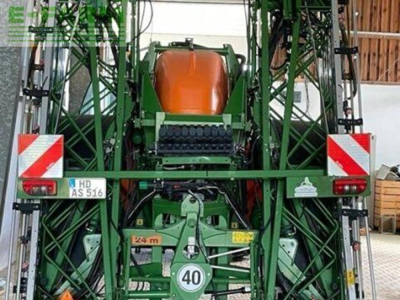 Trailed sprayer Amazone ux 4200 super (18): picture 8