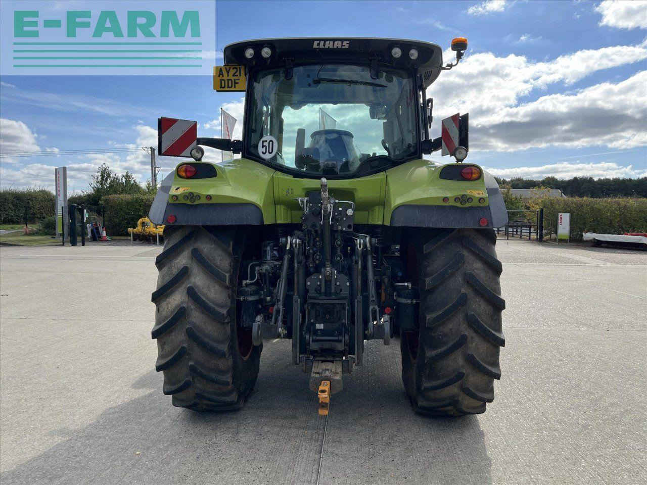 Farm tractor CLAAS ARION 530: picture 6