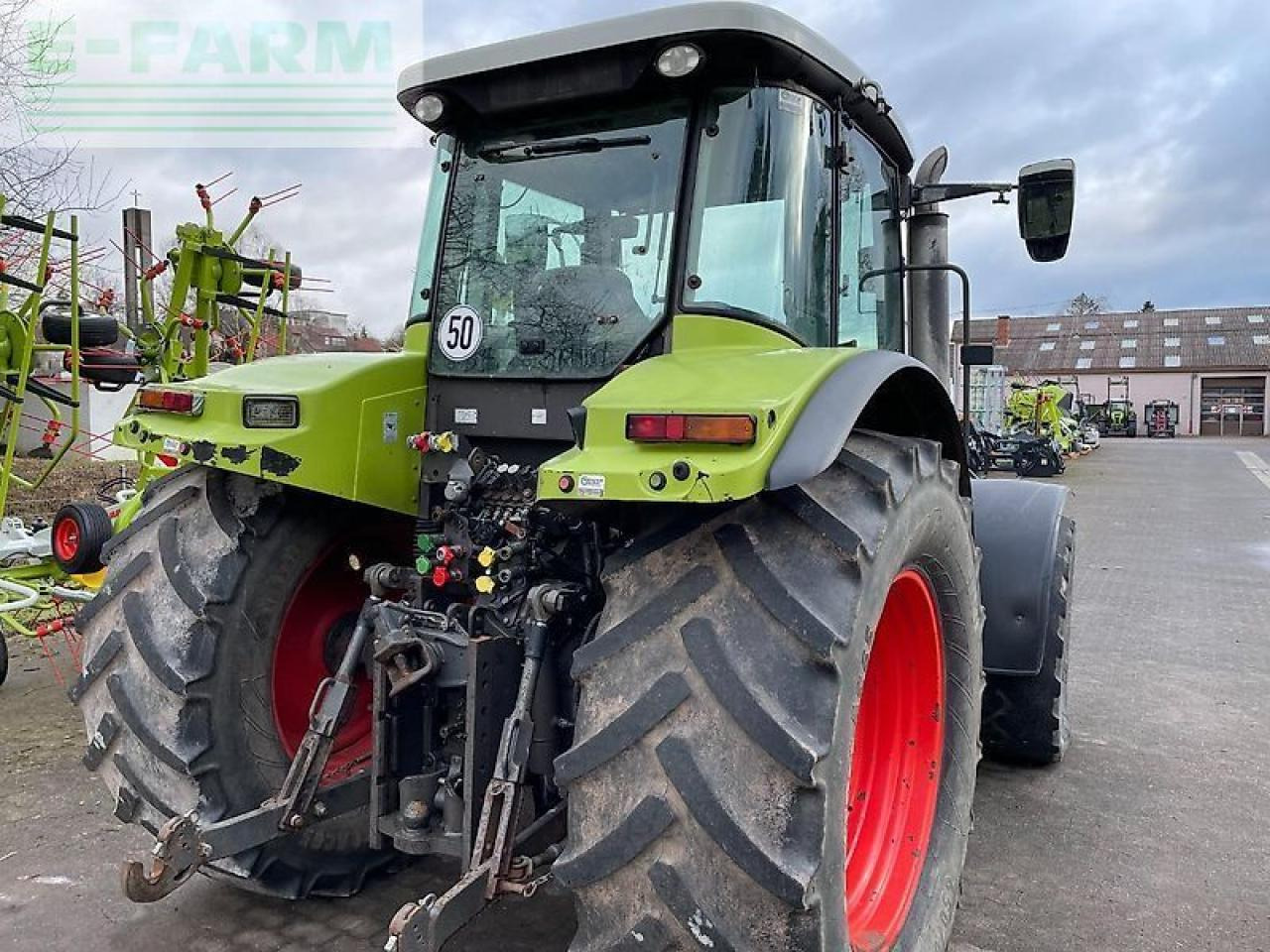 CLAAS ares 697 atz mit fronthydraulik und frontladerkonsolen stoll ATZ - Farm tractor: picture 3 CLAAS ares 697 atz mit fronthydraulik und frontladerkonsolen stoll ATZ - Farm tractor: picture 3