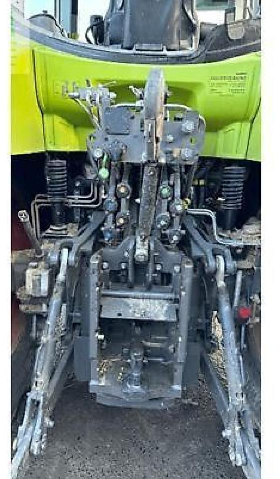 Farm tractor CLAAS arion 620: picture 6 Farm tractor CLAAS arion 620: picture 6