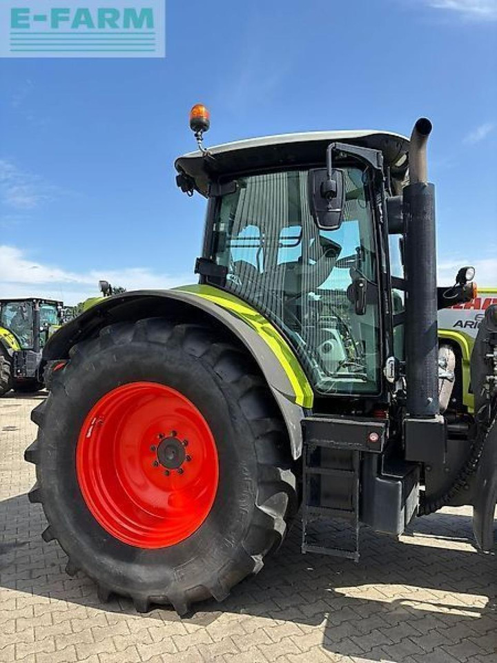 Farm tractor CLAAS arion 650 t3b: picture 6