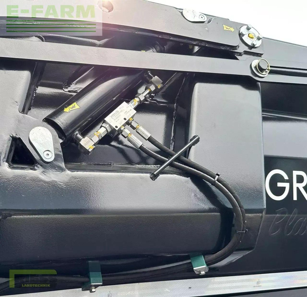 Farm tractor CLAAS axion 810 cmatic + farmtech gravis 2000 CMATIC: picture 20