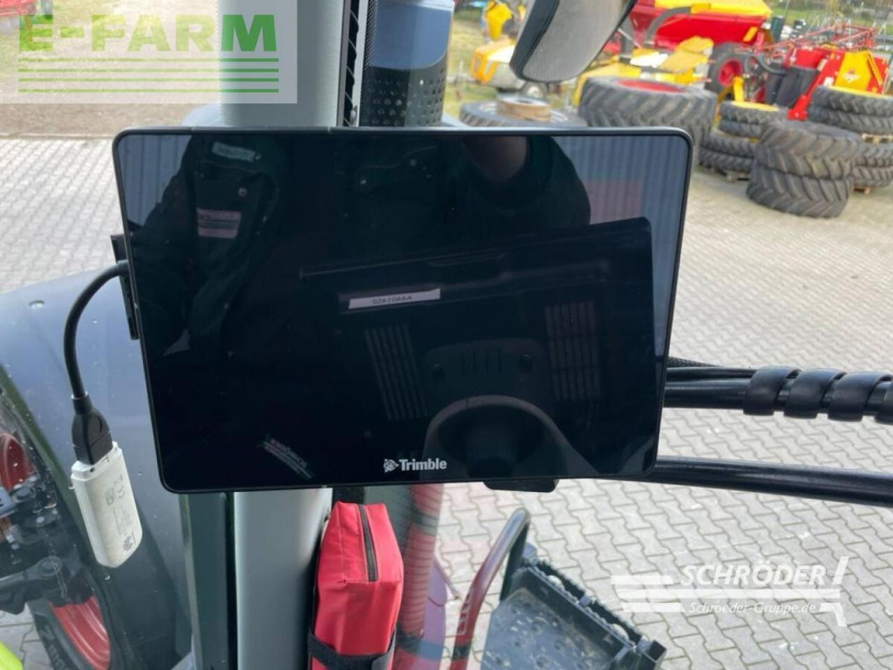 Farm tractor CLAAS axion 960 cmatic + rtk: picture 13 Farm tractor CLAAS axion 960 cmatic + rtk: picture 13