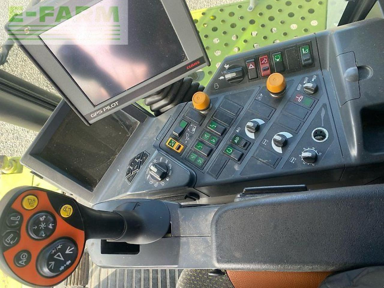 Combine harvester CLAAS lexion 570 tt: picture 8 Combine harvester CLAAS lexion 570 tt: picture 8