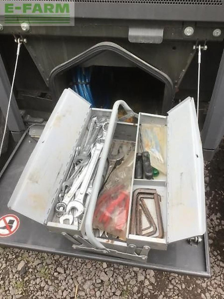 Farm tractor CLAAS xerion 5000 trac ts TRAC TS: picture 10