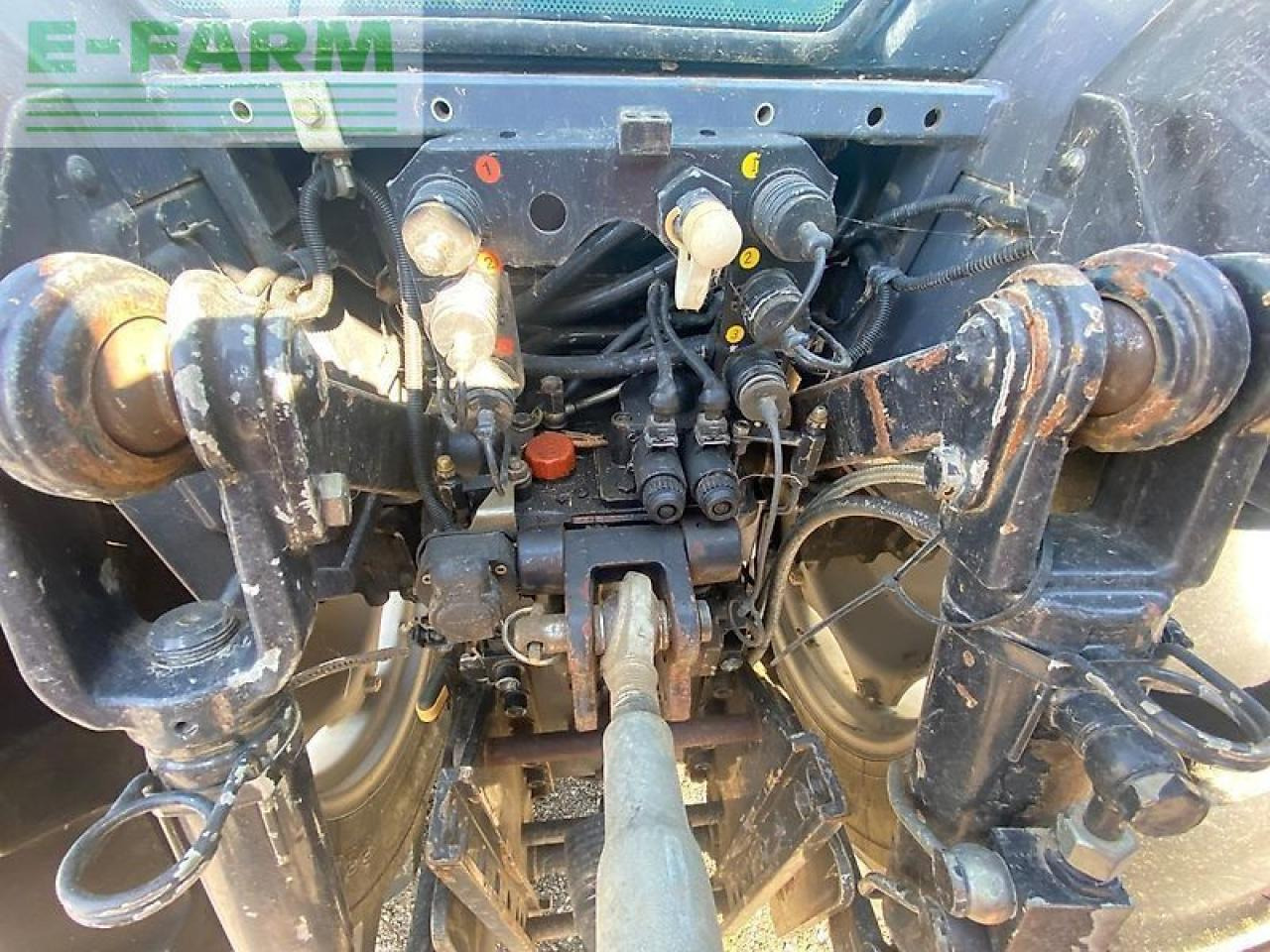 Farm tractor Deutz-Fahr agrocompact f90: picture 24