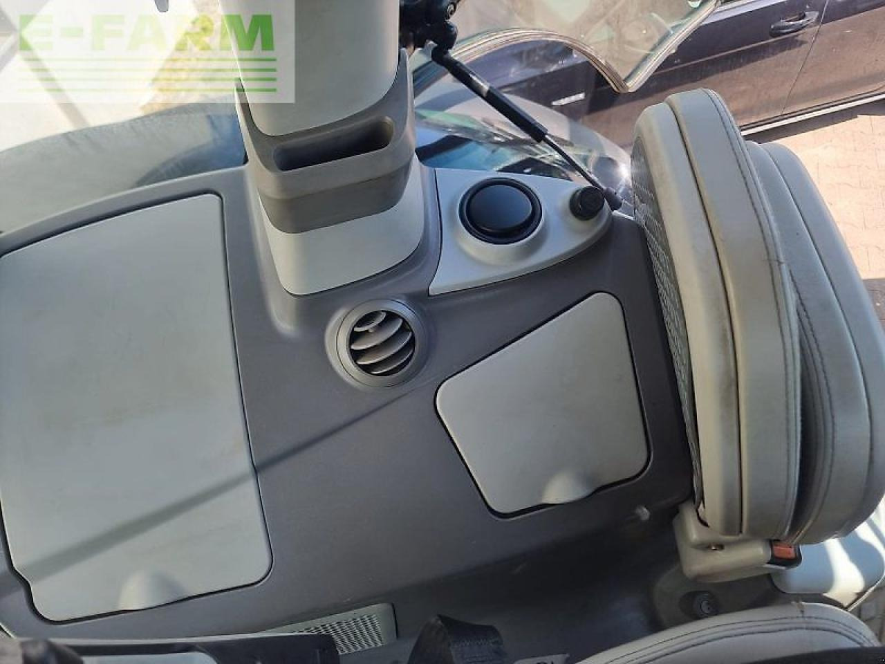 Farm tractor Deutz-Fahr agrotron 7250 ttv warrior: picture 14